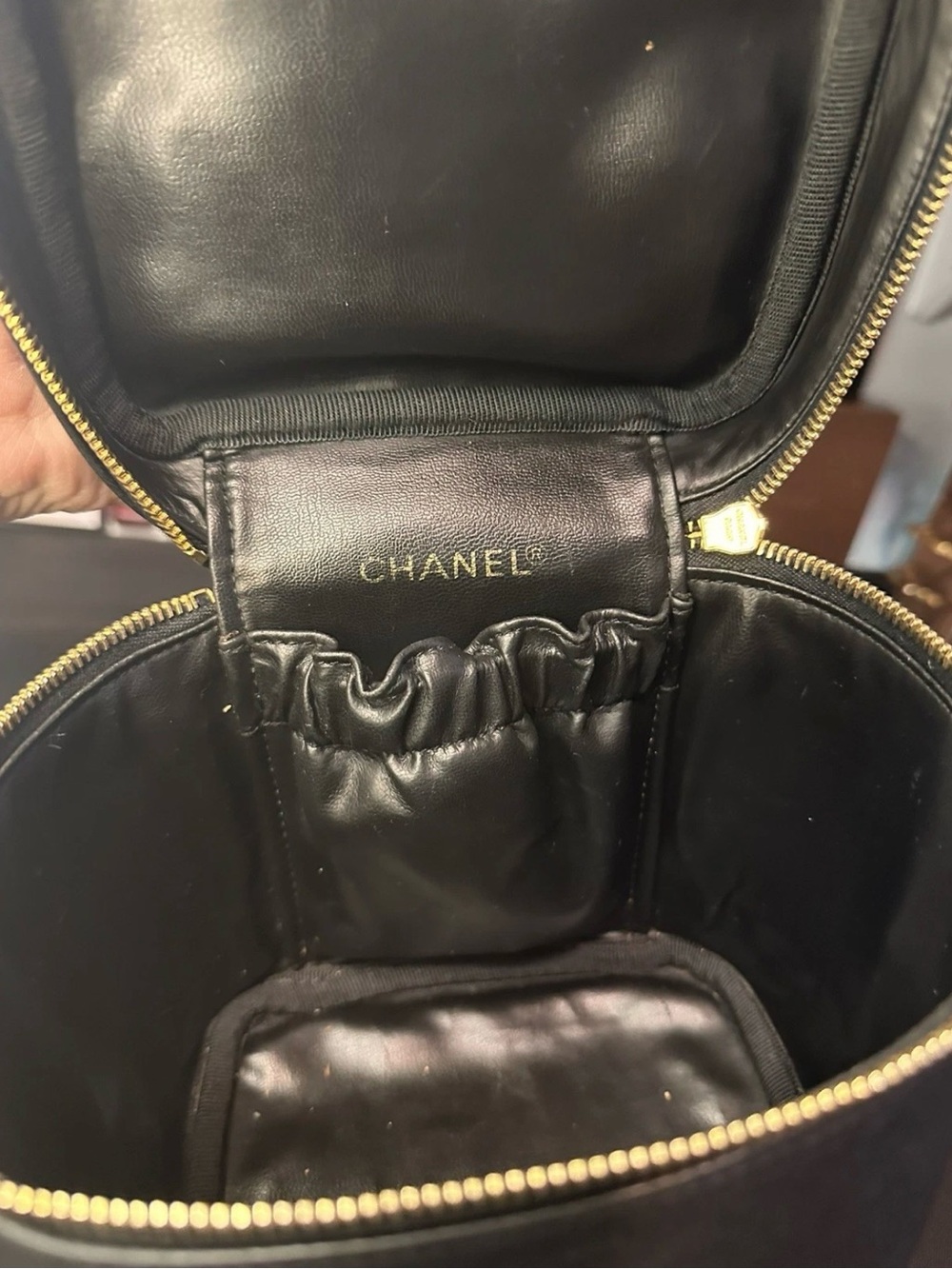 CHANEL Vintage Vanity Case Hand Bag Lambskin Leather Black - Picture 11 of 16